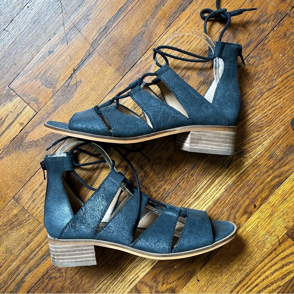 Lucky Brand Tazu black brushed suede gladiator lace up sandals size 8.5